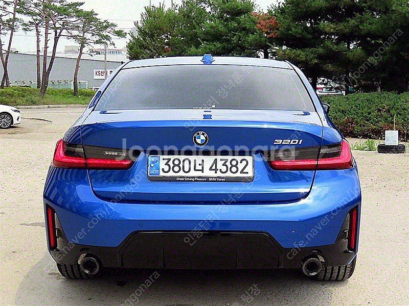 BMW 3시리즈 중고 BMW 중고 BMW 3시리즈 중고차 할부가능 2023년식 2,488km 320i M 스포츠 자...--5